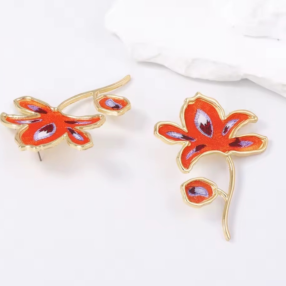 Zara Enameled Flower Earrings - Picture 5 of 6